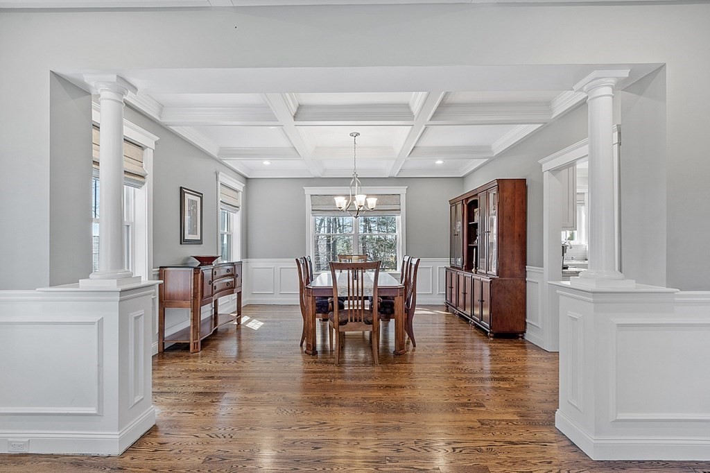 4 Andrews Road Winchester, MA 01890 - Photo 8 of 31 Gallery Image 8