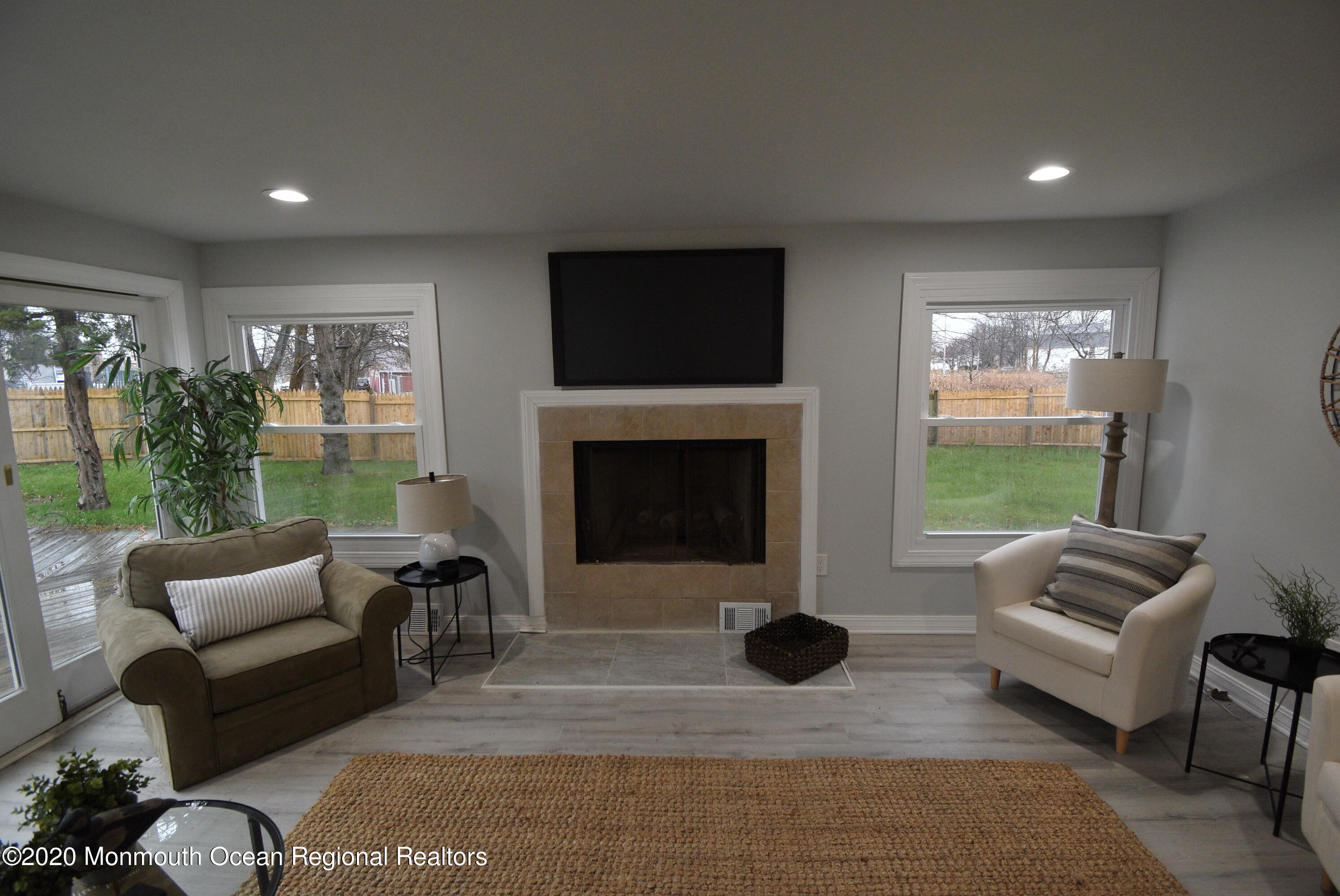 55 Scholer Drive Union Beach, NJ 07735 - Photo 6 of 16 DSC_2904