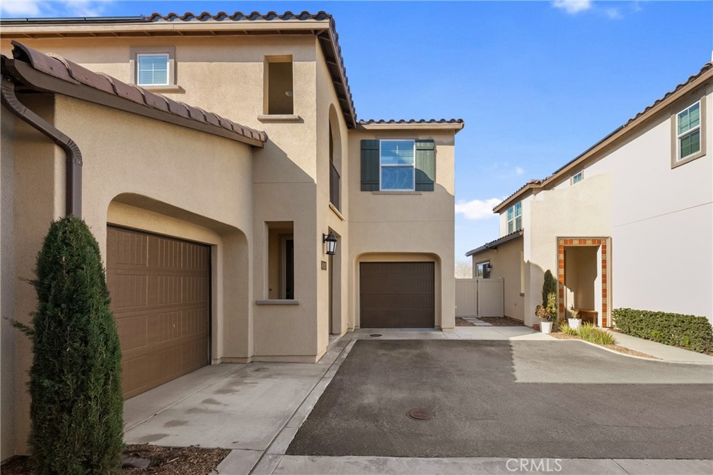 45037 Via Vela Temecula, CA 92592 - Photo 27 of 38 a view of a house with a street