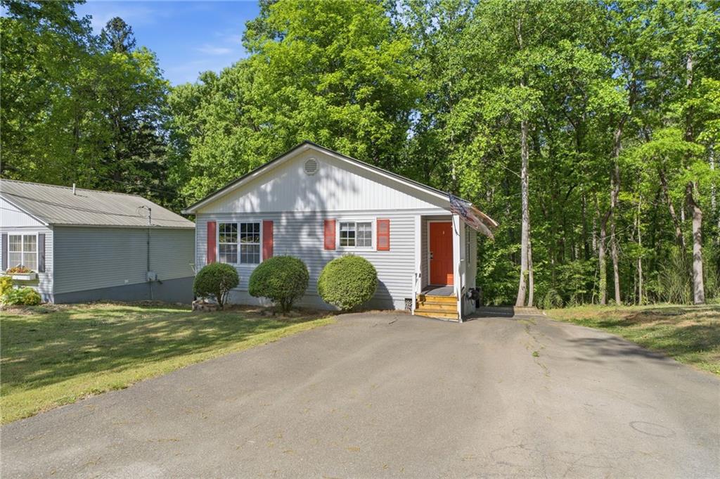5135 Phoenix Street Cumming, GA 30041 - Photo 1 of 34