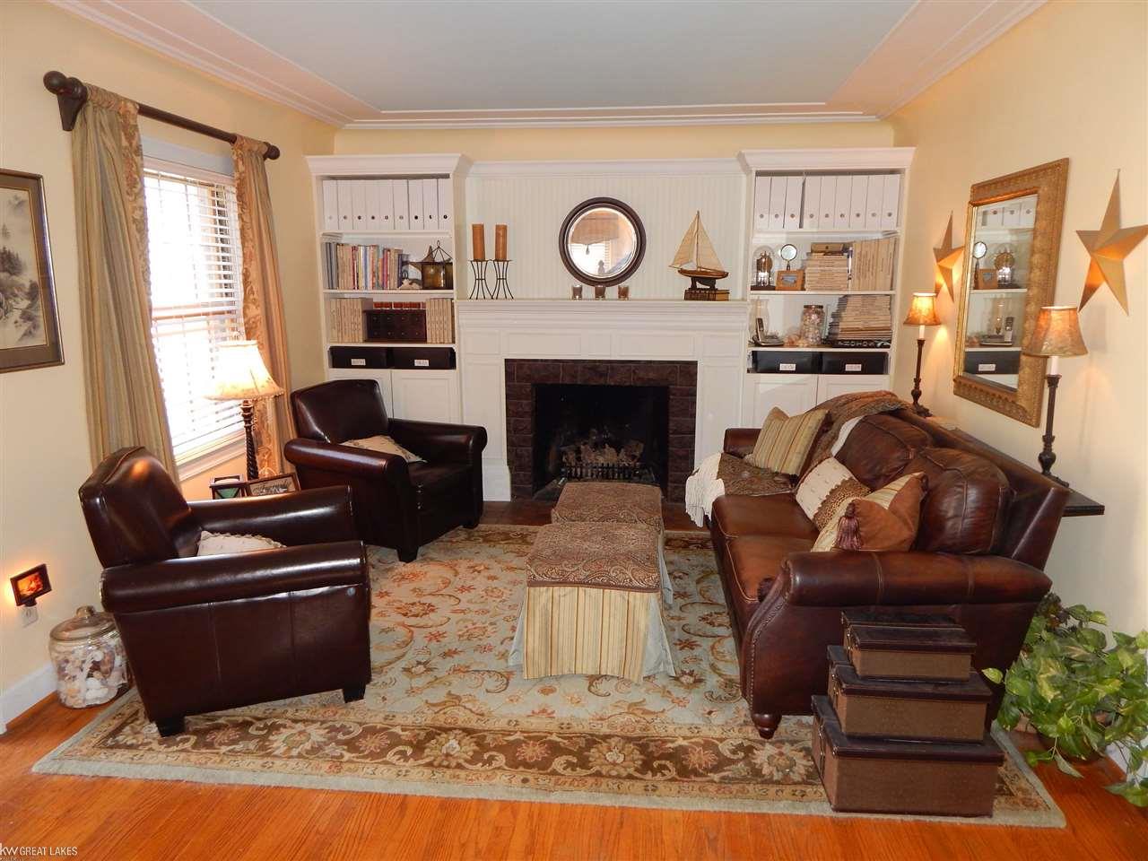 1505 Hampton Road Grosse Pointe Woods, MI 48236 - Photo 4 of 35