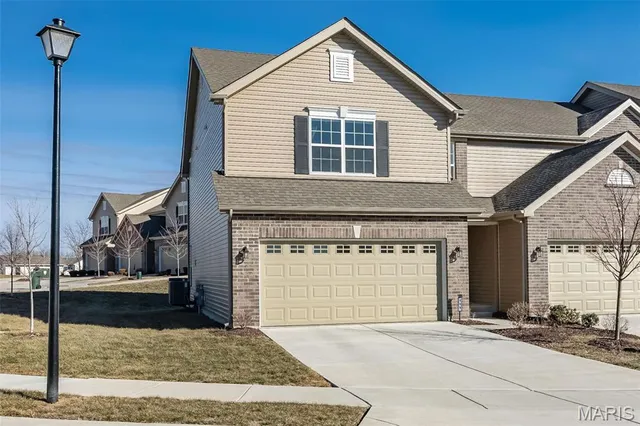 $345,000 | 111 Deer Grv Court, St. Peters, MO 63376