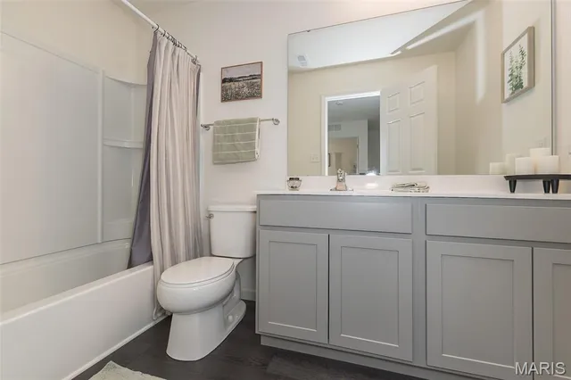 $345,000 | 111 Deer Grv Court, St. Peters, MO 63376