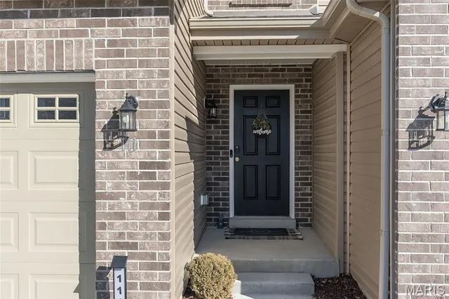 $345,000 | 111 Deer Grv Court, St. Peters, MO 63376
