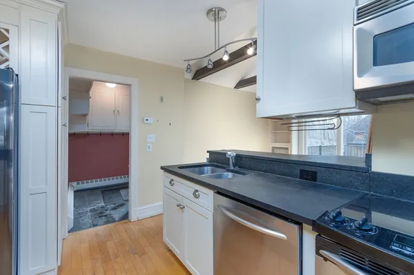 $695,000 | 150 Paxton Street, Leicester, MA 01524