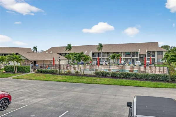 $3,400 | 13170 White Marsh Lane, Unit 200, Fort Myers, FL 33912
