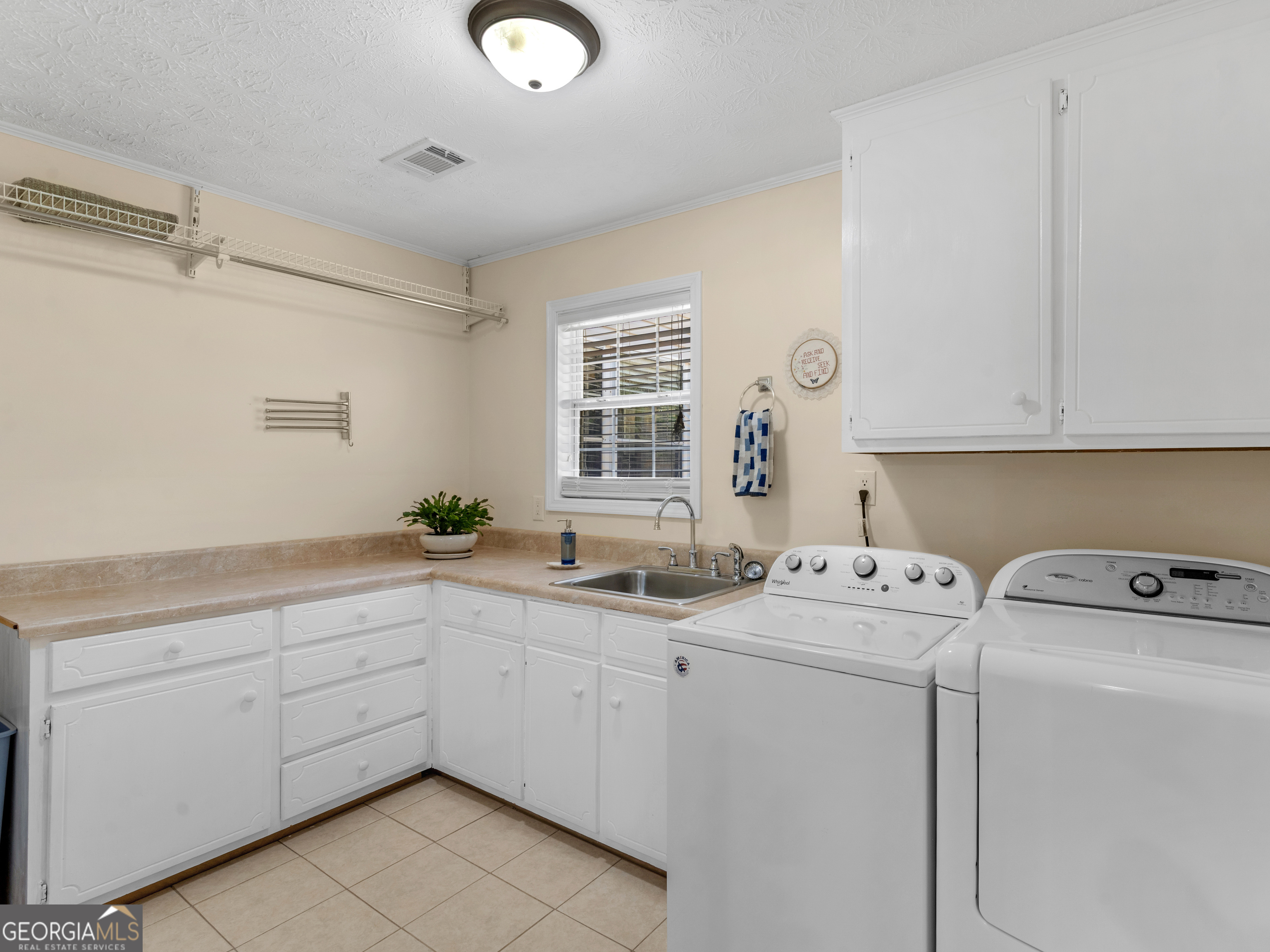 525 Levi Barnes Road Jackson, GA 30233 - Photo 15 of 40