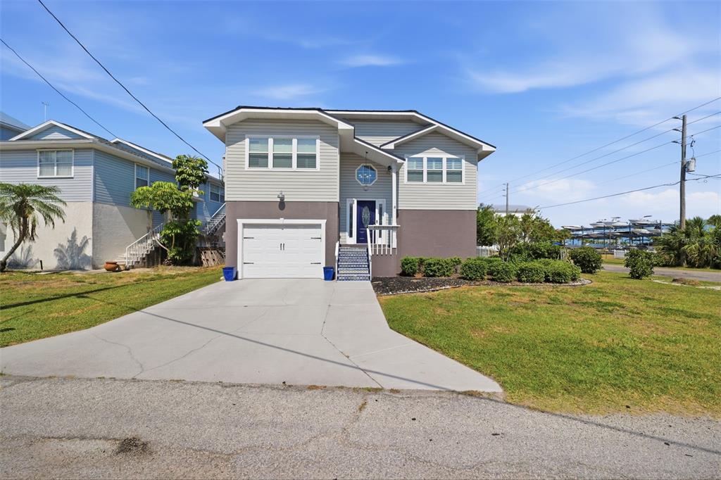 13943 Ethel Avenue Hudson, FL 34667 - Photo 5 of 81