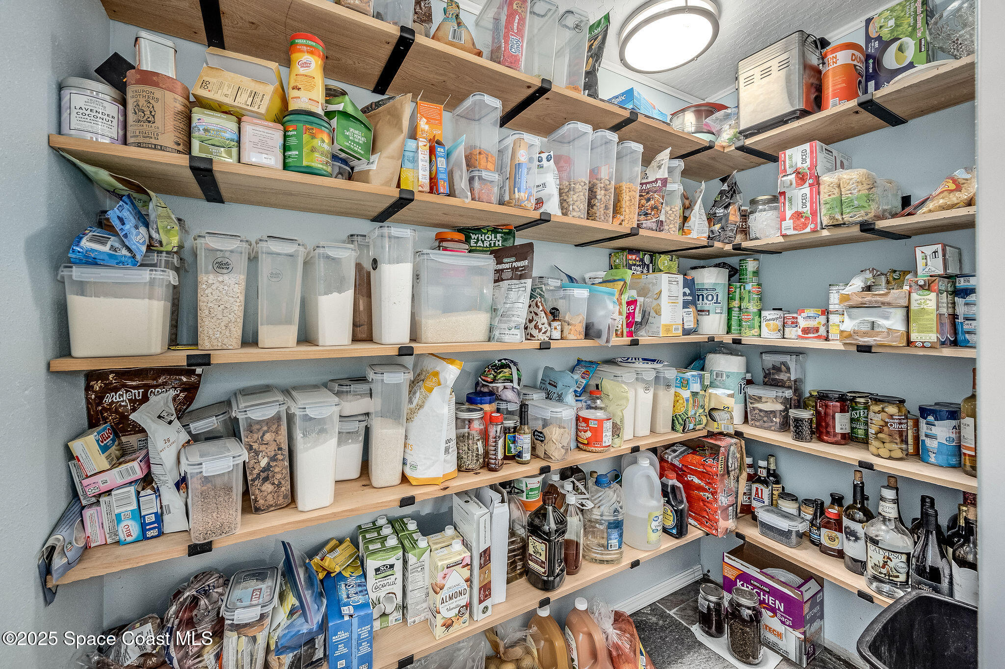 5000 Gandy Road Mims, FL 32754 - Photo 31 of 135 Pantry