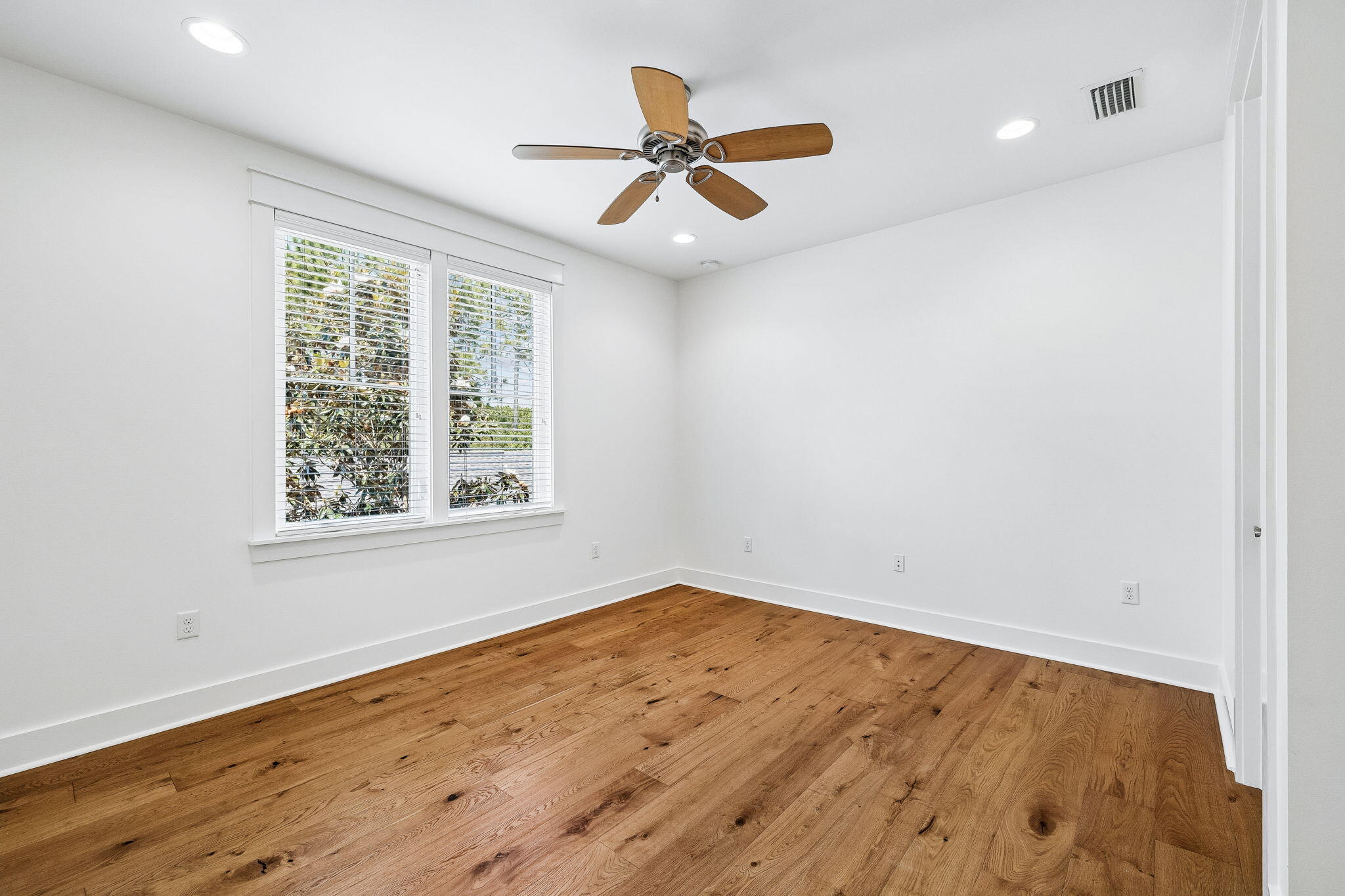 80 Somersault Lane Watersound, FL 32461 - Photo 27 of 37 Array_80SomersaultLane-30