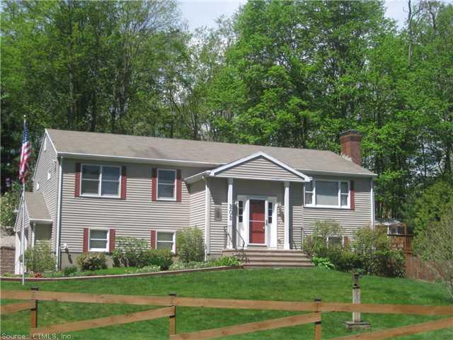 202 Rimmon Road North Haven, CT 06473 - Photo 1 of 1 Exterior Front. Home is vinyl sided