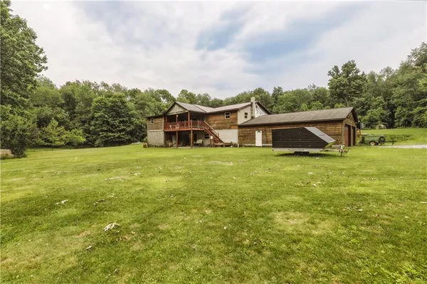 $725,000 | 3210 Highway 31, Acme, PA 15610