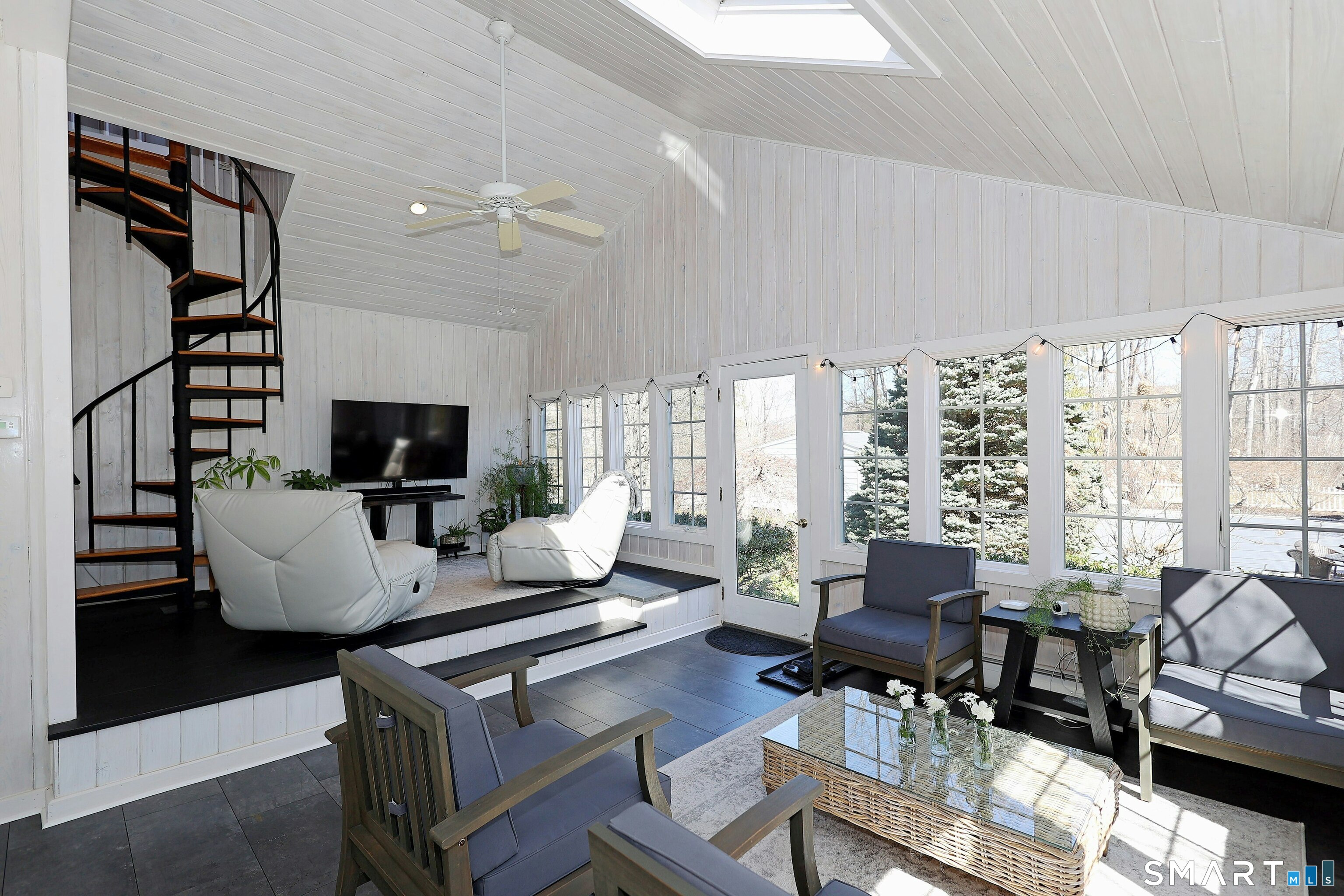 46 Tally Ho Road Ridgefield, CT 06877 - Photo 11 of 40