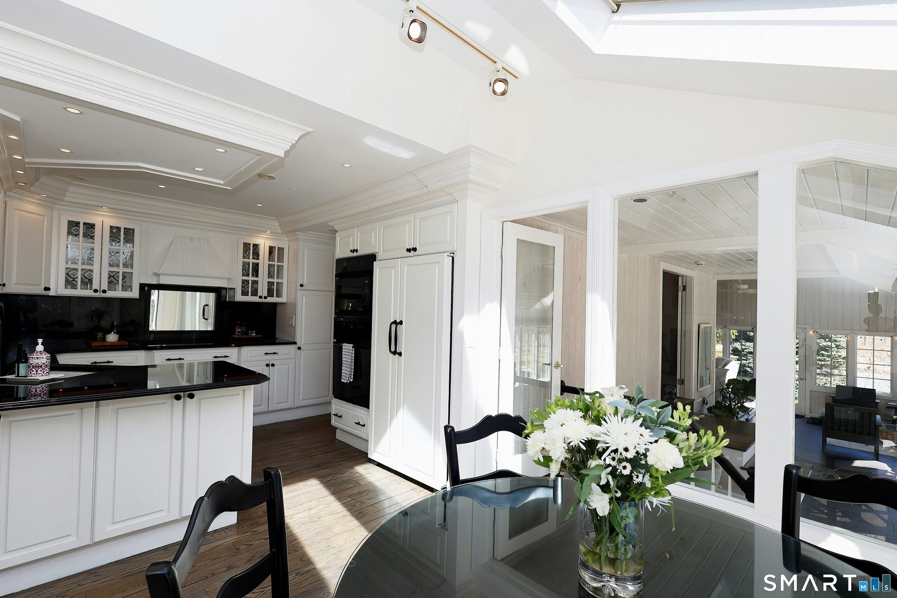 46 Tally Ho Road Ridgefield, CT 06877 - Photo 16 of 40