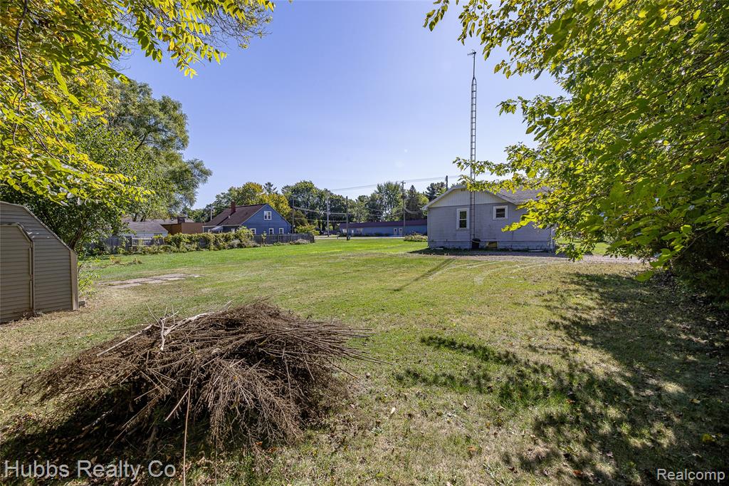 5305 Lapeer Road Burton, MI 48509 - Photo 12 of 59 Gallery Image 12
