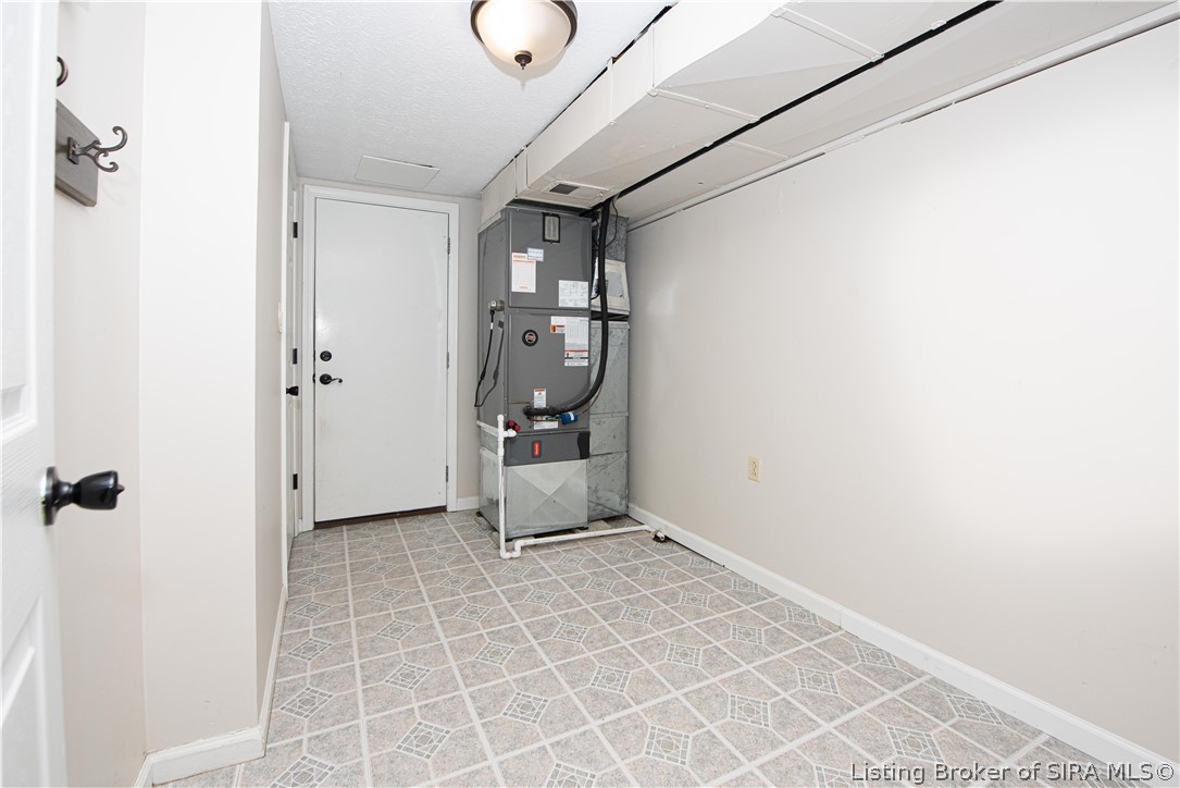 3962 North Luther Road Floyds Knobs, IN 47119 - Photo 20 of 25