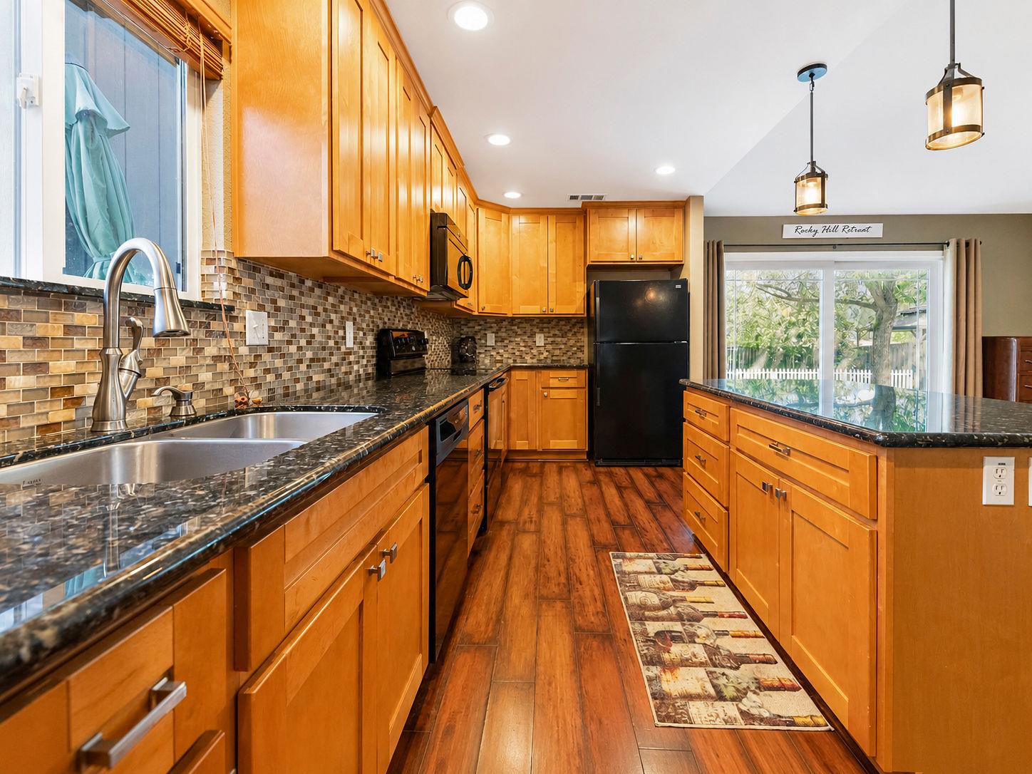 646 Rocky Hill Road Murphys, CA 95247 - Photo 7 of 71