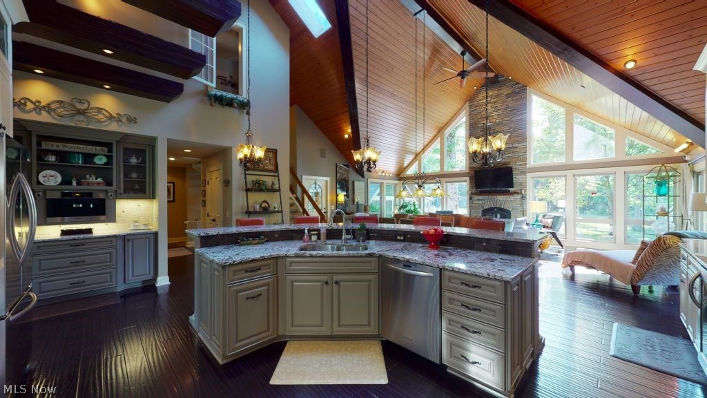 6556 Stone Road Hudson, OH 44236 - Photo 6 of 35 Gallery Image 6