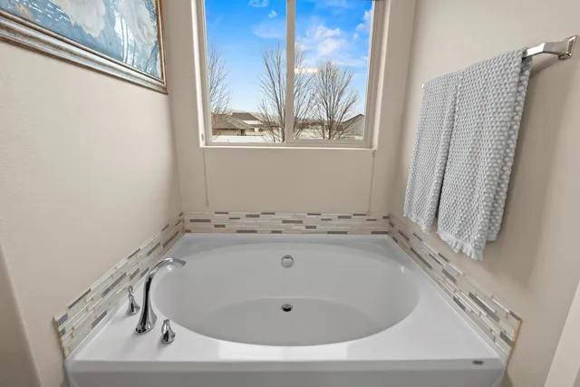 $640,000 | 1115 South McMillan Road, Spokane Valley, WA 99016