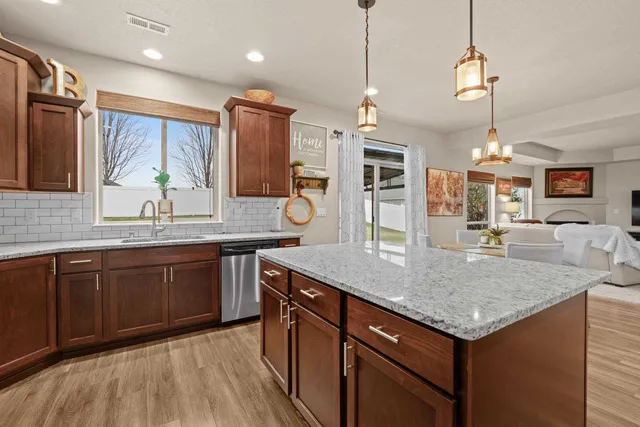 $640,000 | 1115 South McMillan Road, Spokane Valley, WA 99016