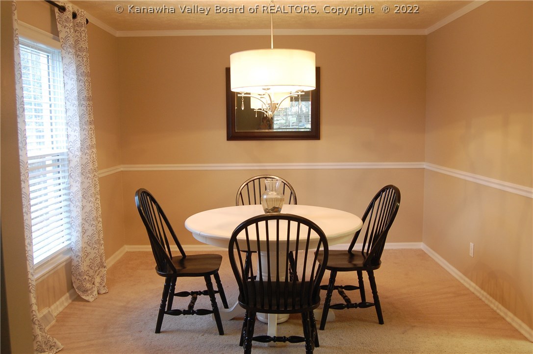 1399 Nottingham Road Charleston, WV 25314 - Photo 3 of 23 Gallery Image 3