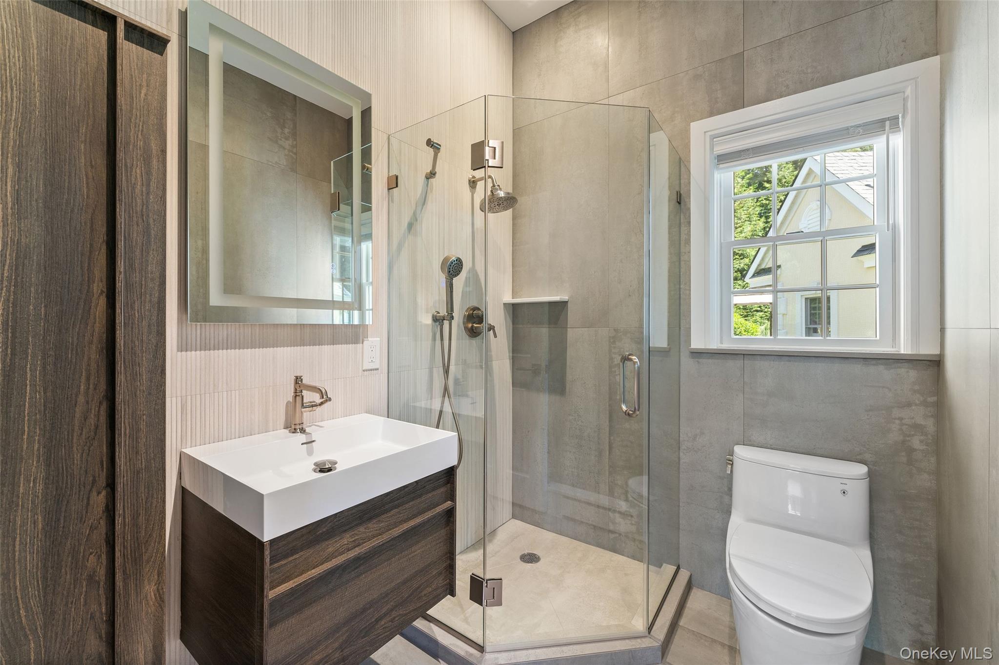 22 Perrin's Peak Road Stony Point, NY 10980 - Photo 23 of 47 Full bath featuring tile walls, vanity, and a shower stall