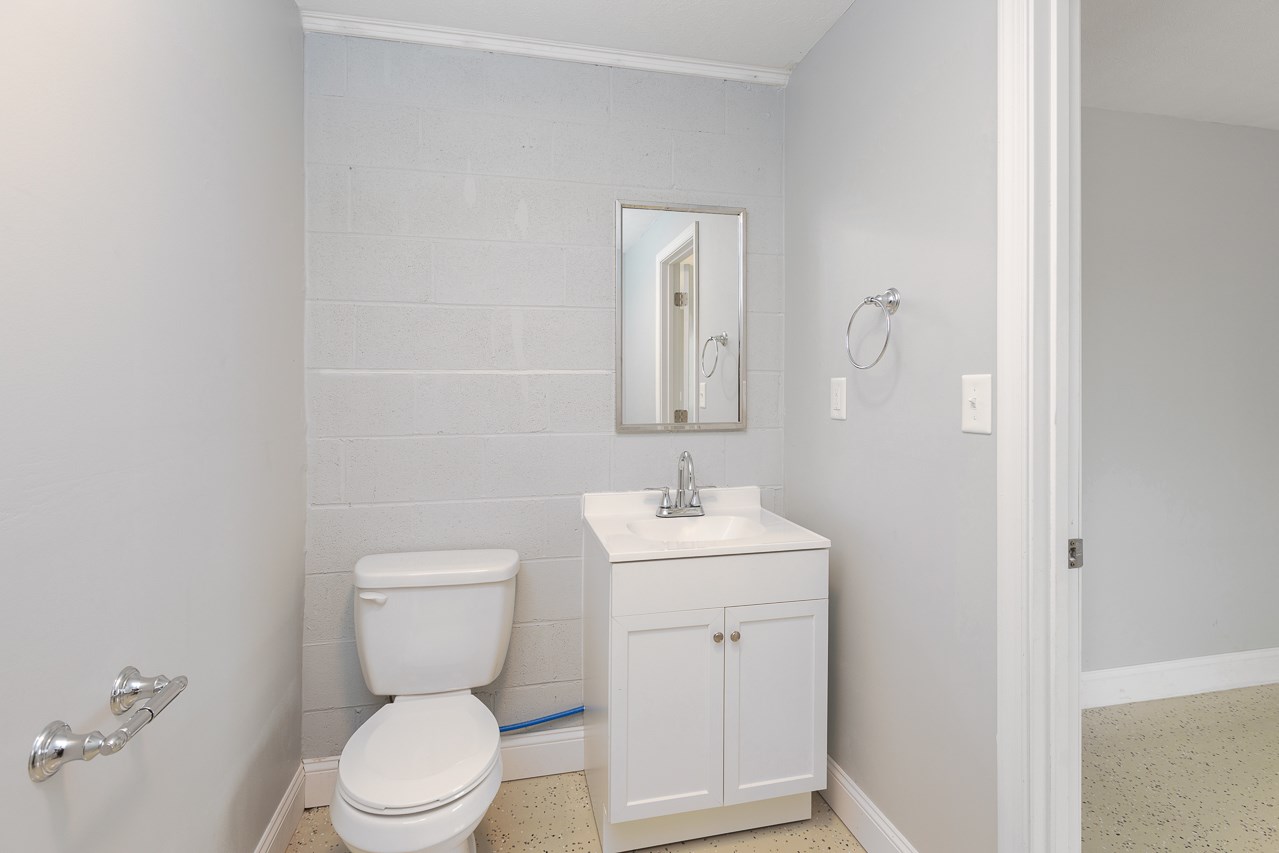 153 Mine Branch Road Crimora, VA 24431 - Photo 36 of 41 Gallery Image 36