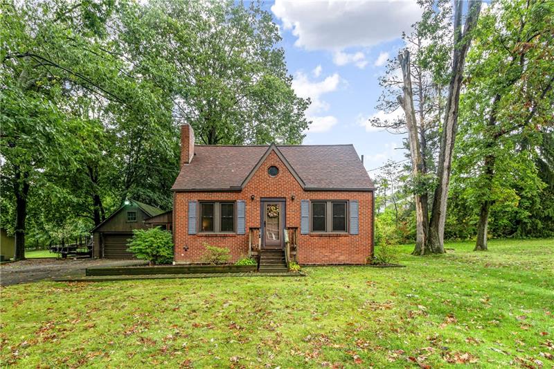104 West McQuistion Road Butler, PA 16001 - Photo 1 of 25 Gallery Image 1