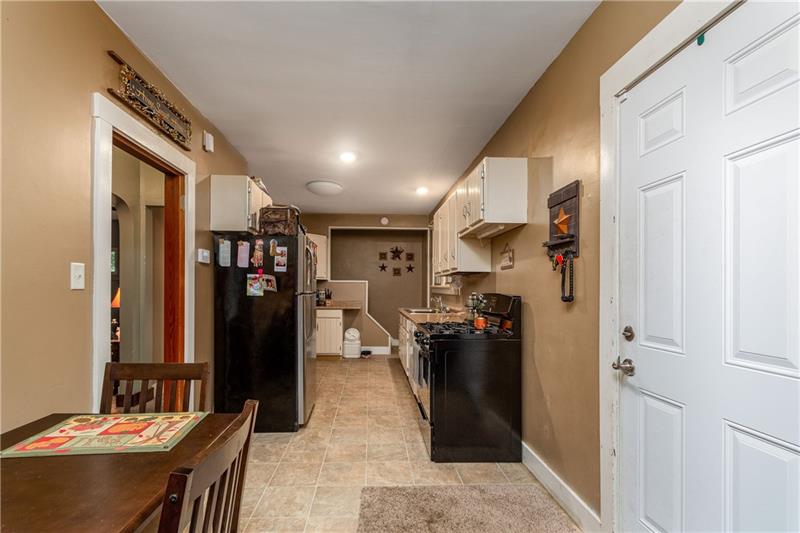 104 West McQuistion Road Butler, PA 16001 - Photo 11 of 25 Gallery Image 11
