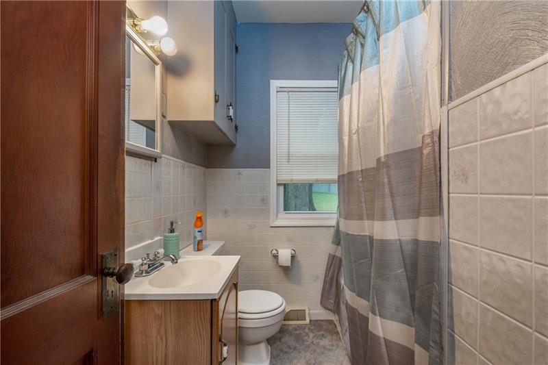 104 West McQuistion Road Butler, PA 16001 - Photo 16 of 25 Gallery Image 16