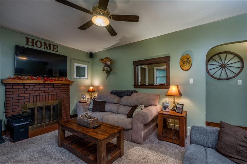 104 West McQuistion Road Butler, PA 16001 - Photo 6 of 25 Gallery Image 6