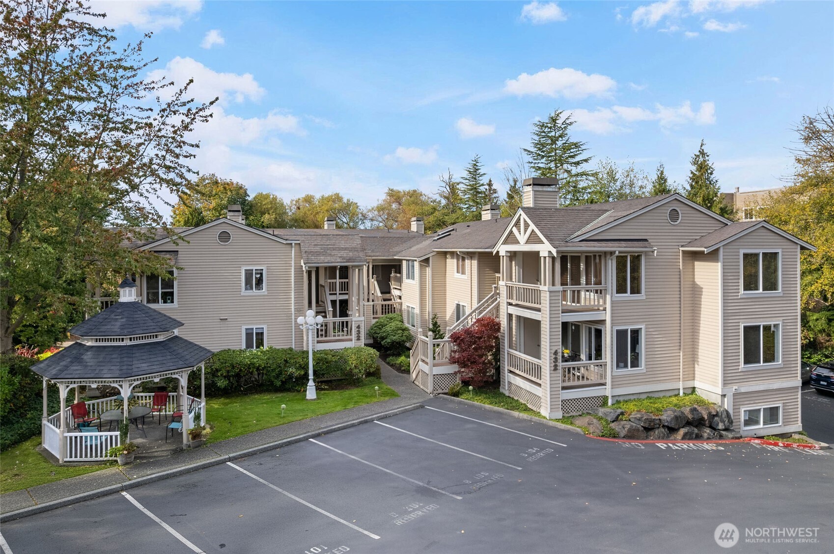 432 3rd Avenue South, Unit B204 Edmonds, WA 98020 - Photo 26 of 32