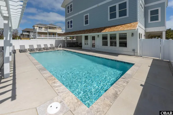 $3,399,000 | 1078 Lighthouse Drive, Corolla, NC 27927