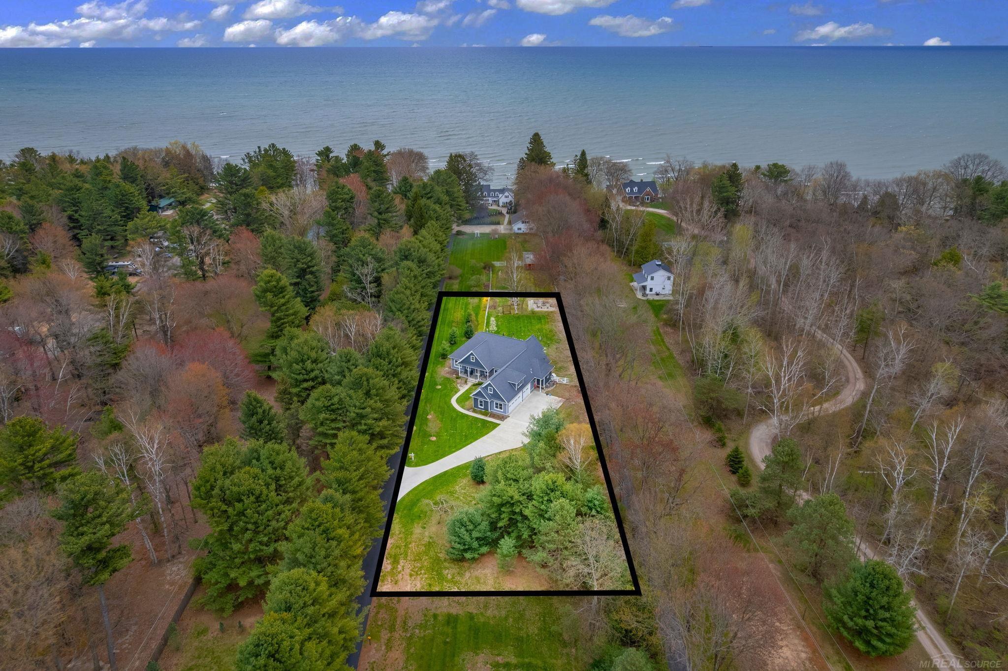 3905 Lakeshore Road Lexington, MI 48450 - Photo 6 of 86