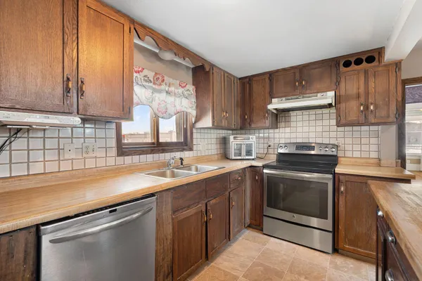 $209,900 | 330 Riverside Avenue, Owatonna, MN 55060
