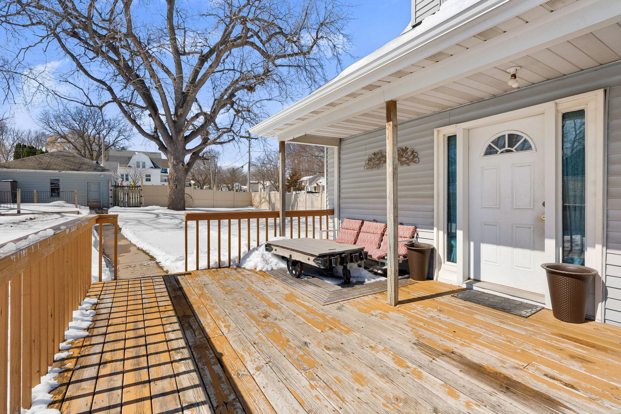 330 Riverside Avenue Owatonna, MN 55060 - Photo 8 of 37