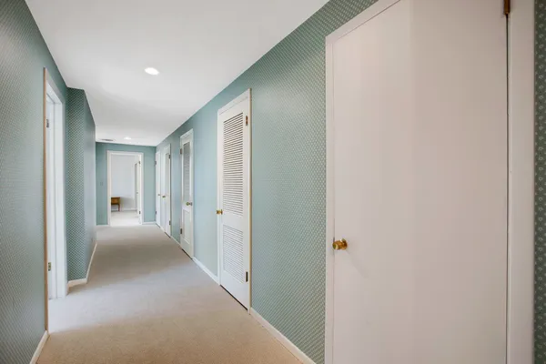 $1,995,000 | 835 Timberline Drive, Glenview, IL 60025