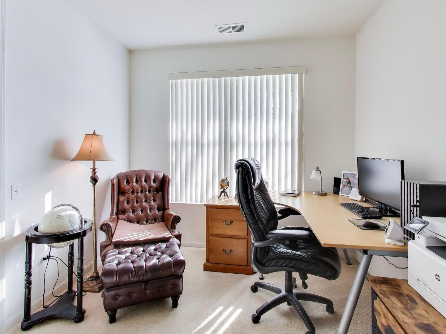 2594 Venetian Lane Elgin, IL 60124 - Photo 16 of 32