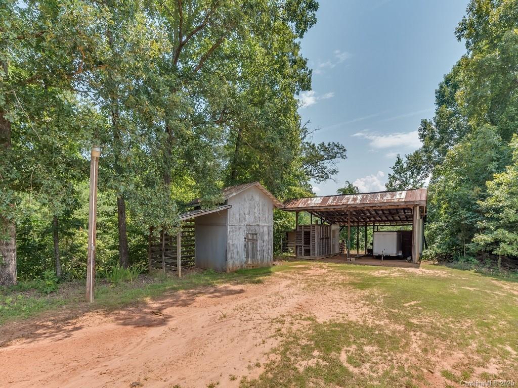 160 Fowler Road Mill Spring, NC 28756 - Photo 24 of 27 Gallery Image 24