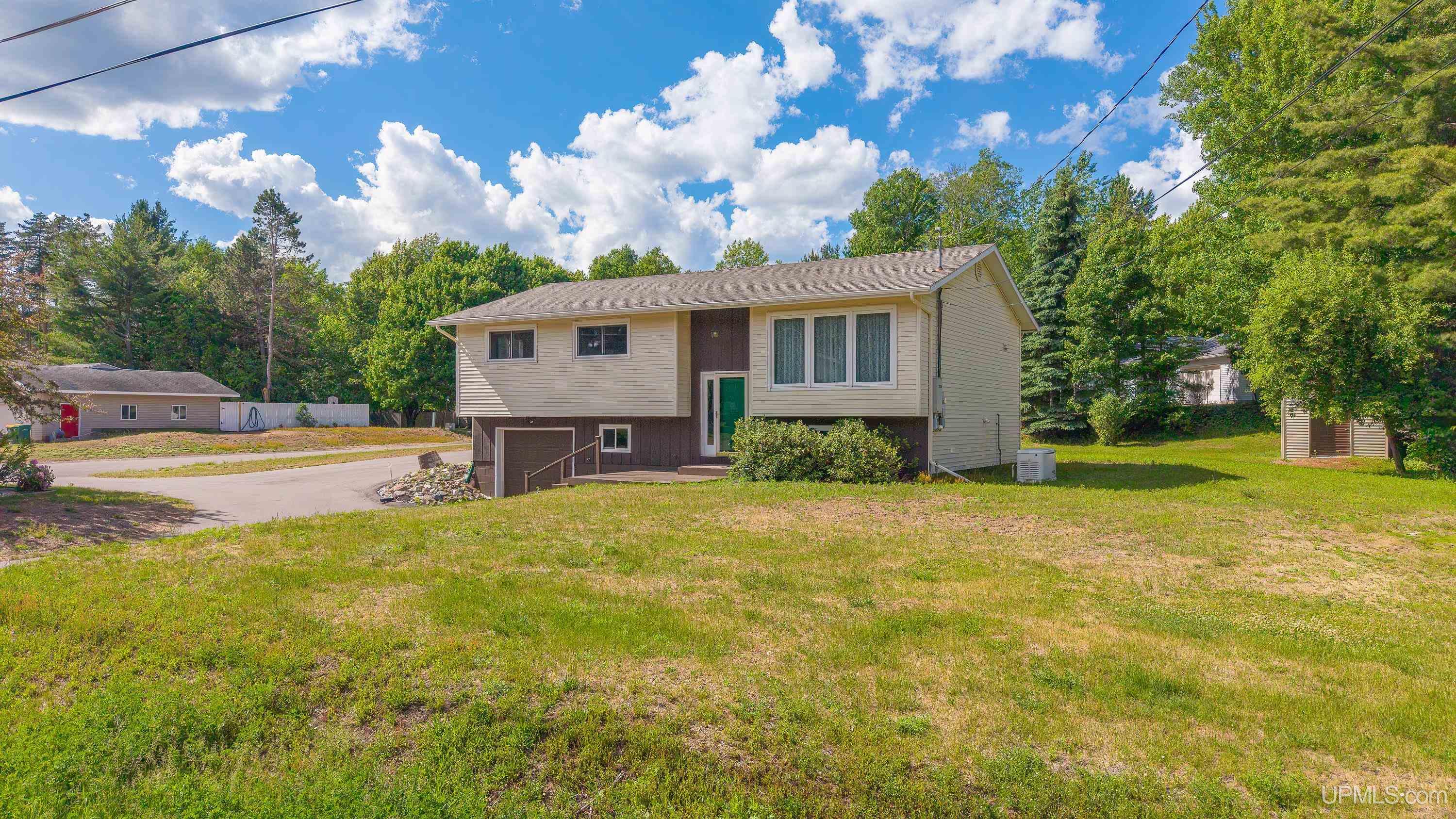 204 Ford Road Marquette, MI 49855 - Photo 37 of 47