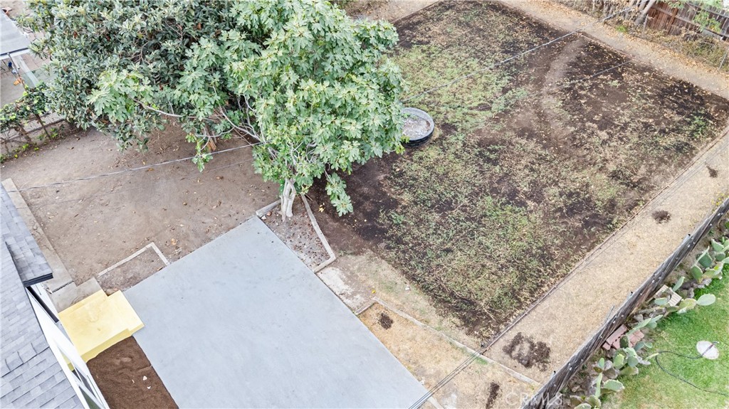 2234 South Standard Avenue Santa Ana, CA 92707 - Photo 15 of 30 a view of a yard