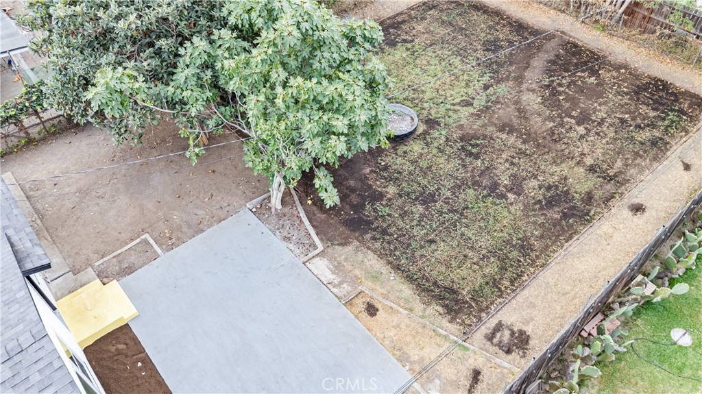 2234 South Standard Avenue Santa Ana, CA 92707 - Photo 17 of 30 a view of a yard