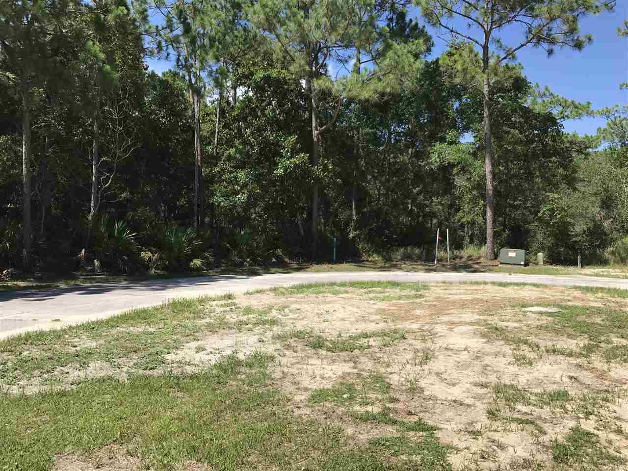 5546 North Shore Road Pensacola, FL 32507 - Photo 6 of 10 Gallery Image 6