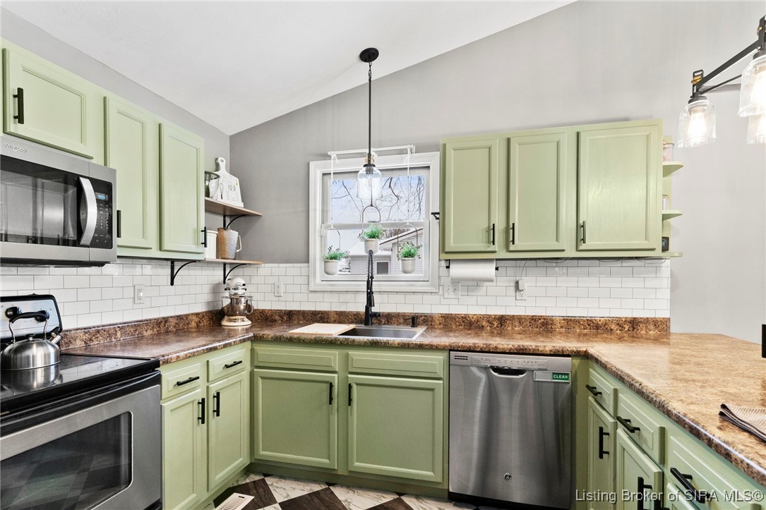 107 Country Manor Boulevard Madison, IN 47250 - Photo 10 of 27