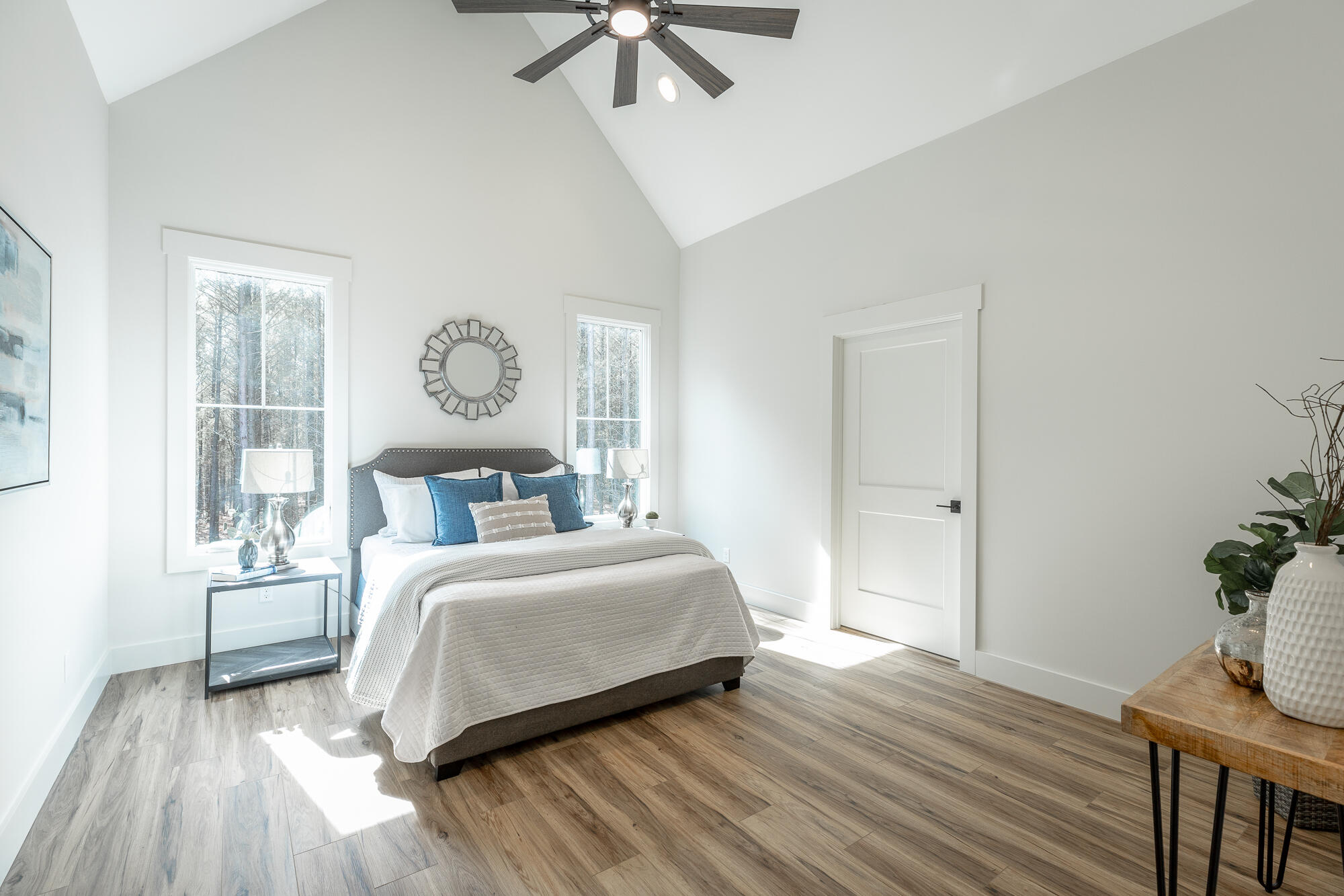 950 Horseshoe Road Signal Mountain, TN 37377 - Photo 23 of 44 Master Bedroom