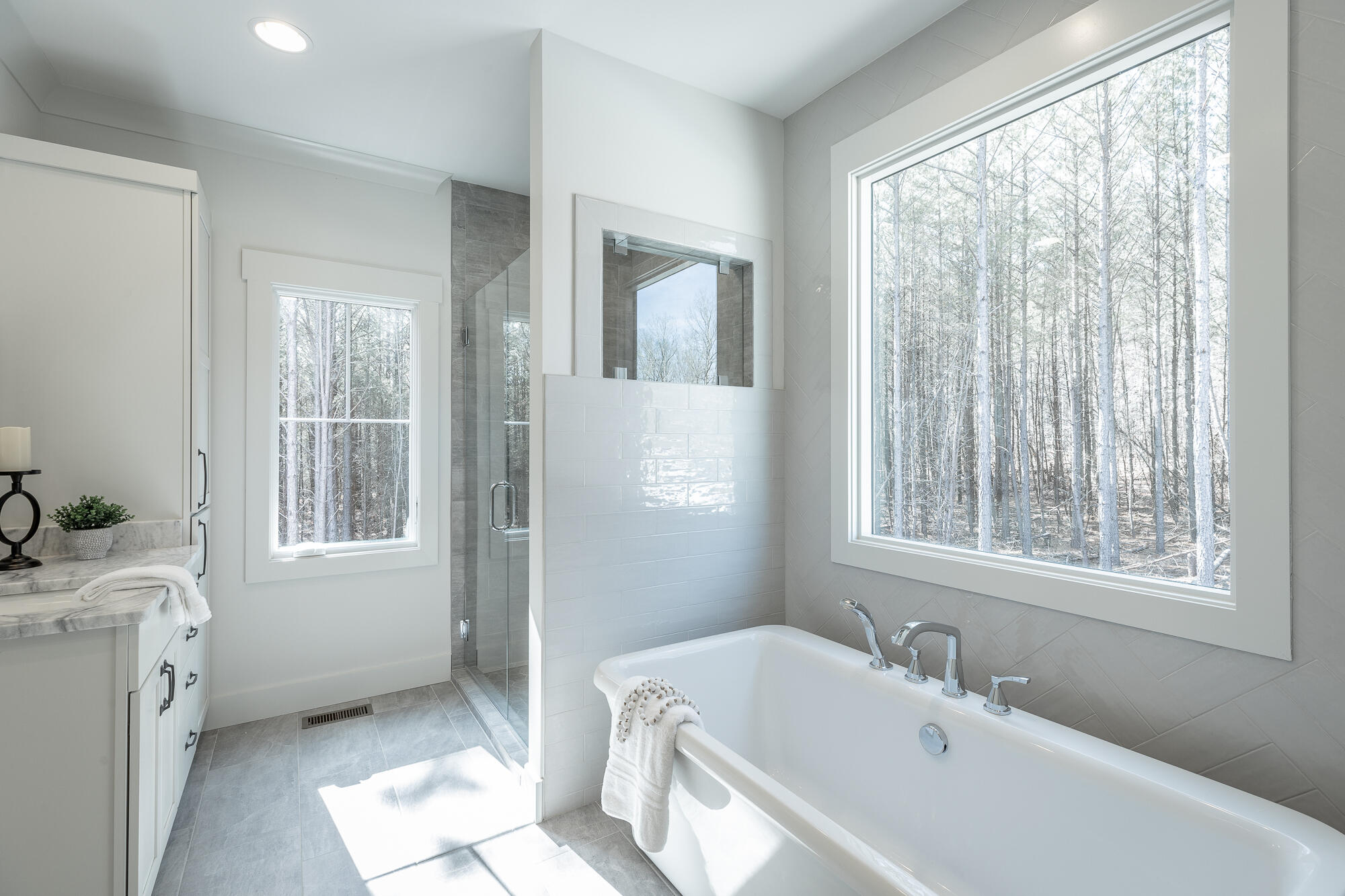 950 Horseshoe Road Signal Mountain, TN 37377 - Photo 25 of 44 Garden Tub