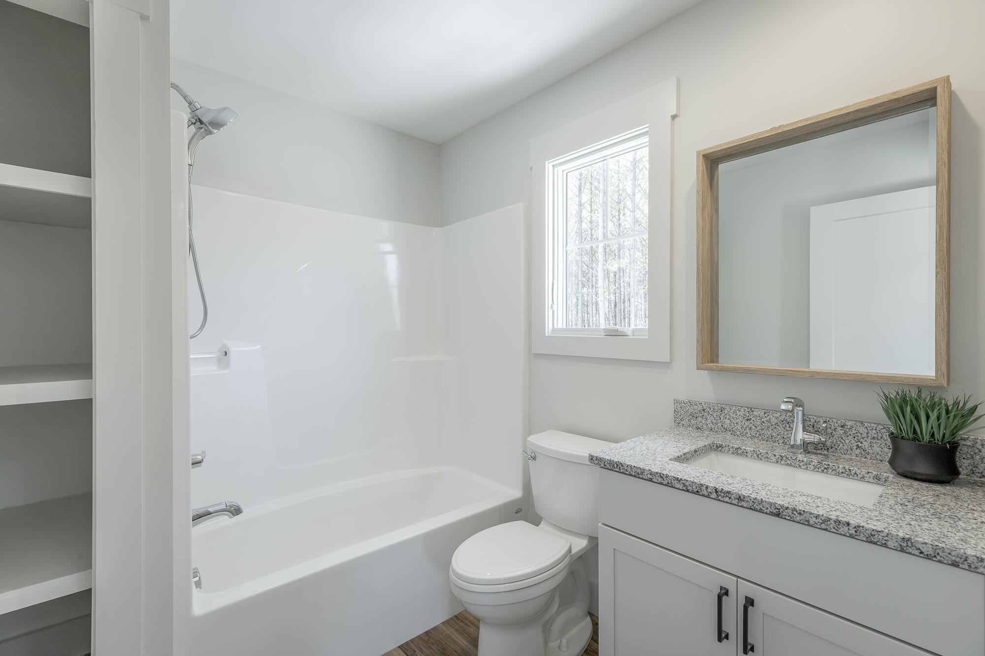 950 Horseshoe Road Signal Mountain, TN 37377 - Photo 33 of 44 Full Bath in Bonus area