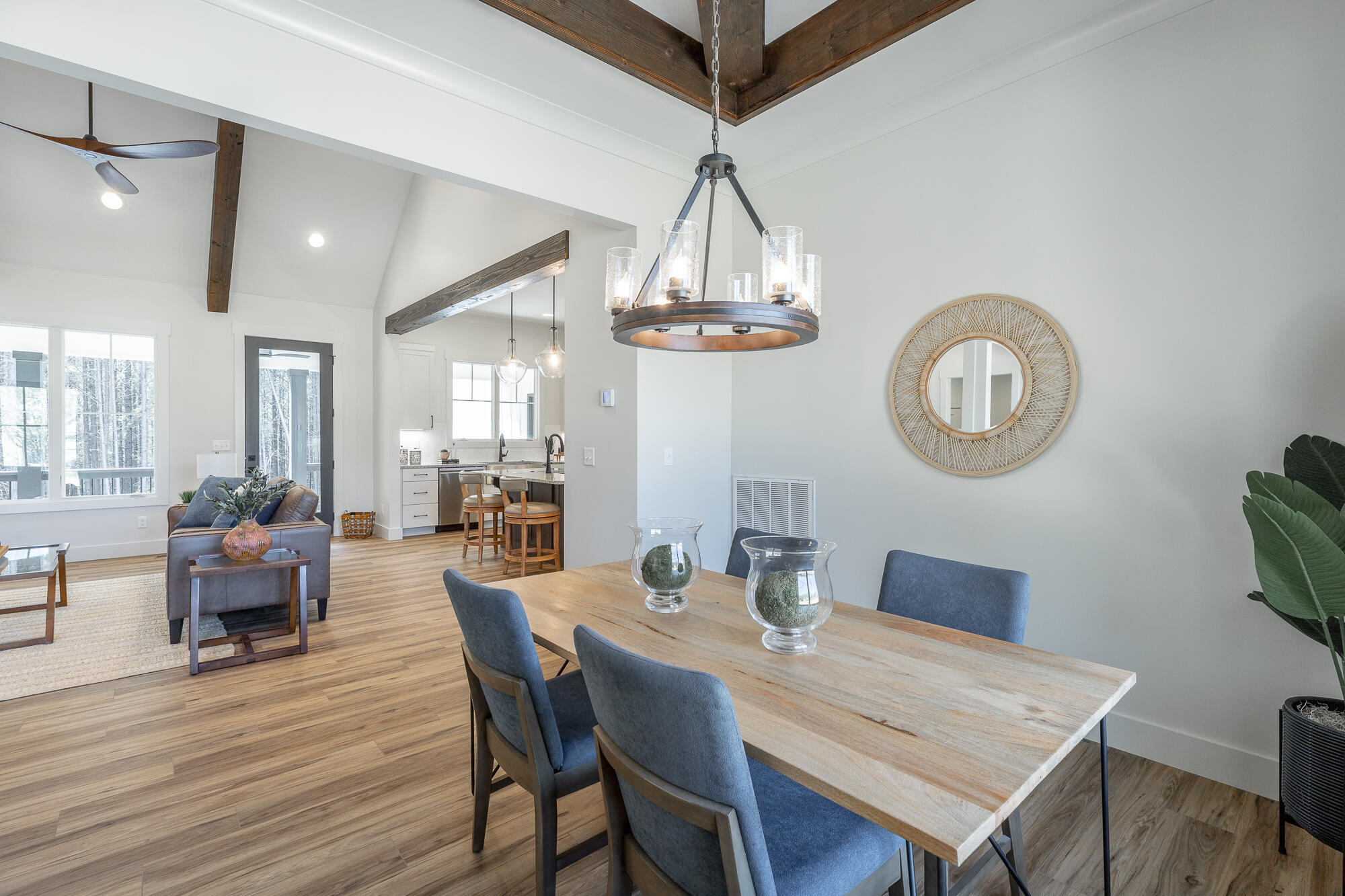 950 Horseshoe Road Signal Mountain, TN 37377 - Photo 5 of 44 Dining Room