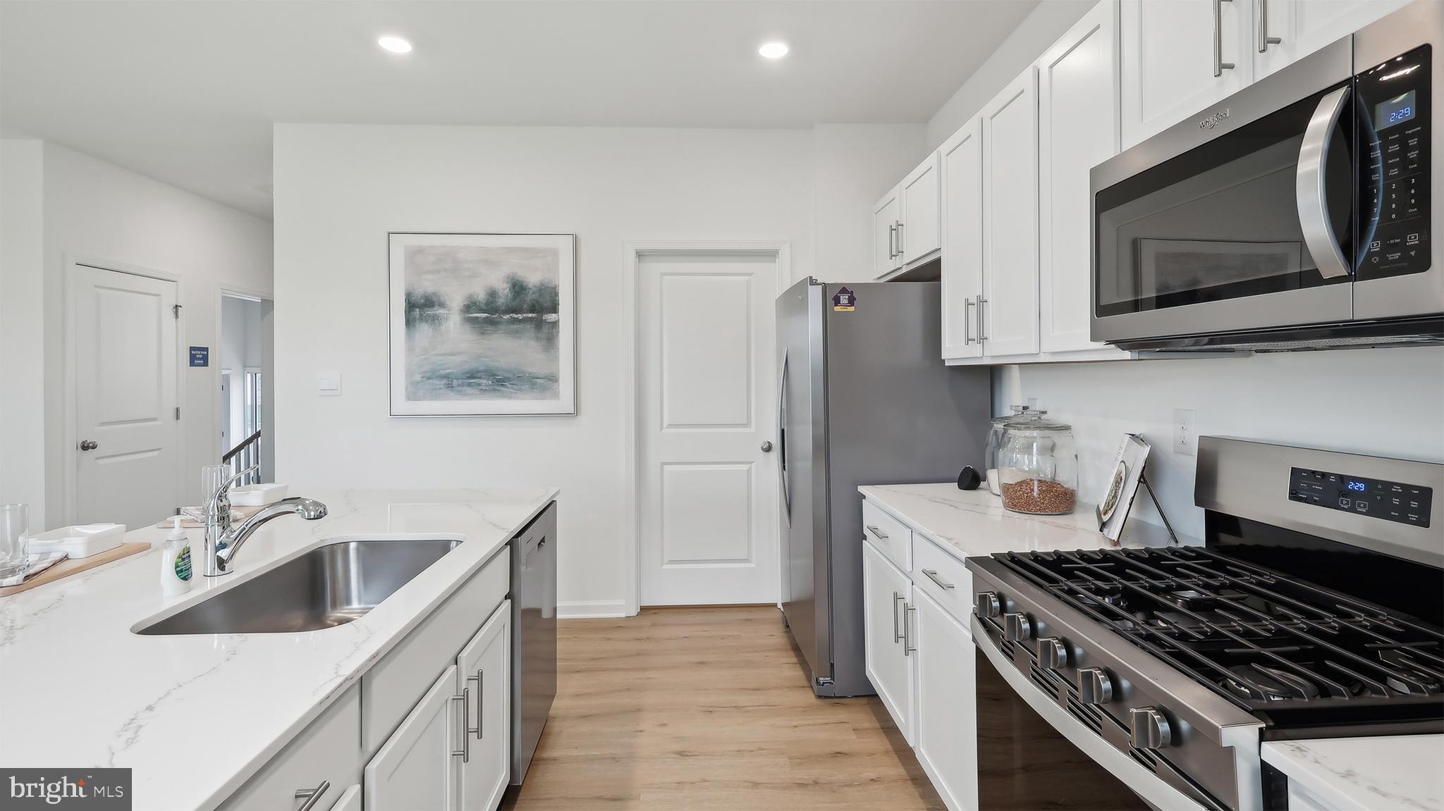 8 Half-Hitch Road Barnegat, NJ 08005 - Photo 17 of 39