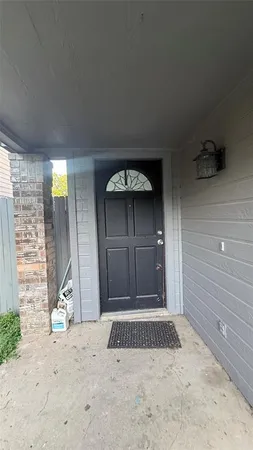 $1,695 | 10611 Woodleaf Drive, Dallas, TX 75227